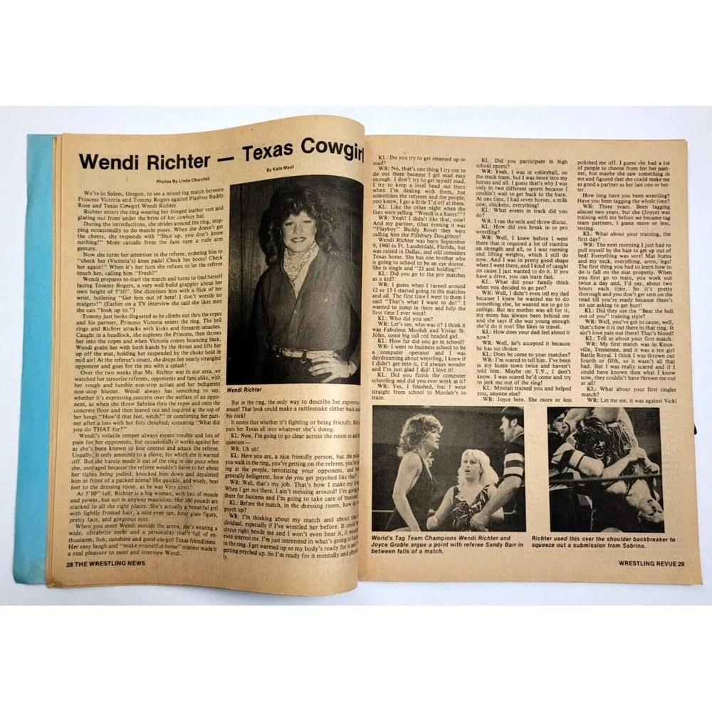 WRESTLING REVUE NOV  1982 - WENDY RICHTER / IRON SHEIK/ DR. DEATH STEVE WILLIAMS